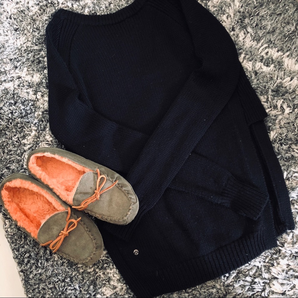 LULULEMON Side-slit Black Knit Sweater Size 4